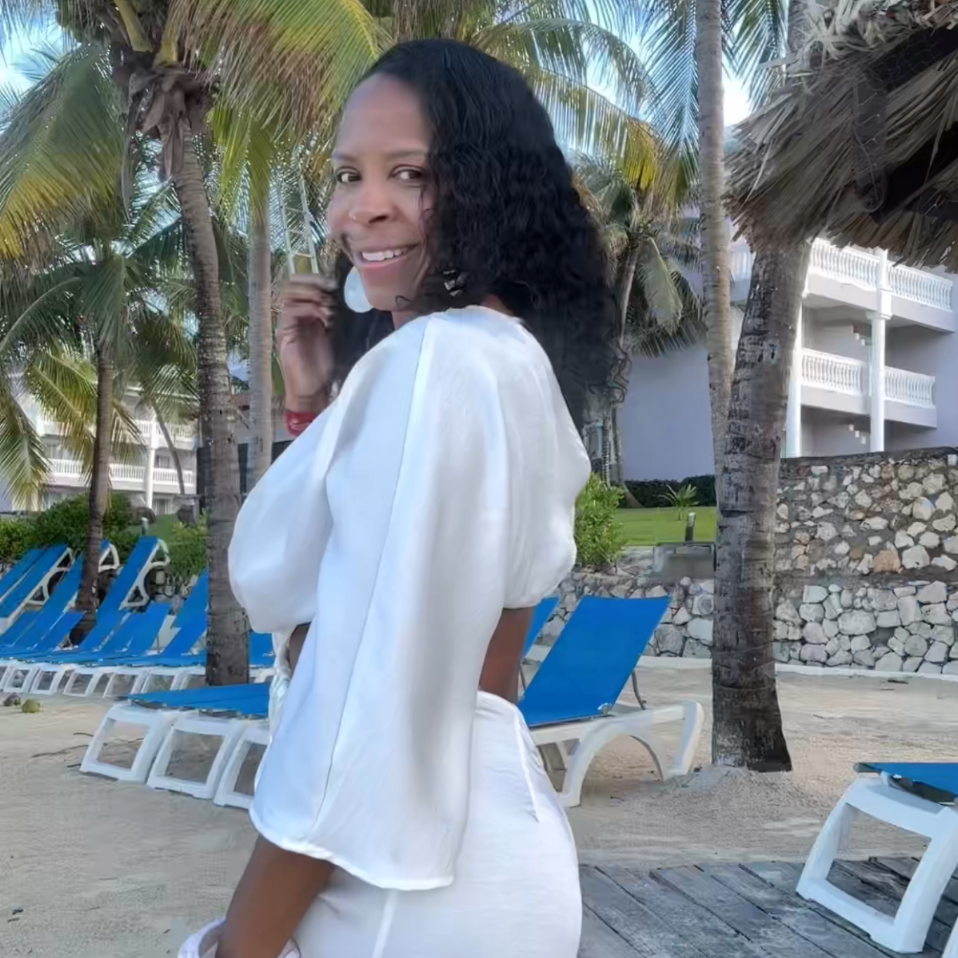 WHITE SANDS CUT OUT MAXI